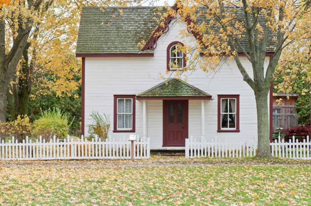 How to Qualify for a Mortgage with a Low Credit Score (2025 Guide)